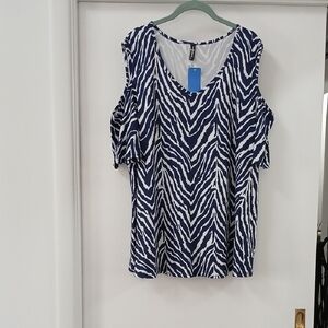 Cold-Shoulder Zebra Print Blouse in Navy and White